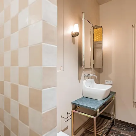 Kielbasnicza ~ 150m Main Square ~ Self Check-in 20h Appartement *